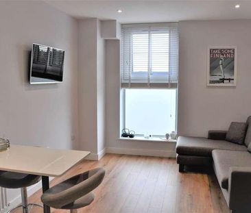 Albany Gate, Hertfordshire, EN6 - Photo 2