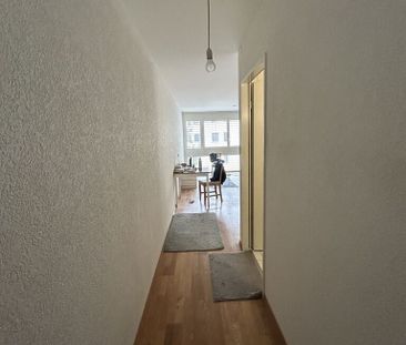 A saisir grand studio au centre de Renens !! - Photo 1