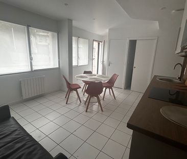Quimper 2 pièces 47m2 colocation exclusivement étudiante - Photo 2