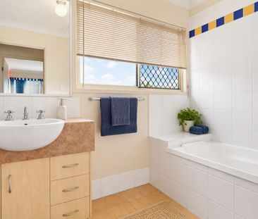 Comfortable Living in a Convenient Location - Photo 6
