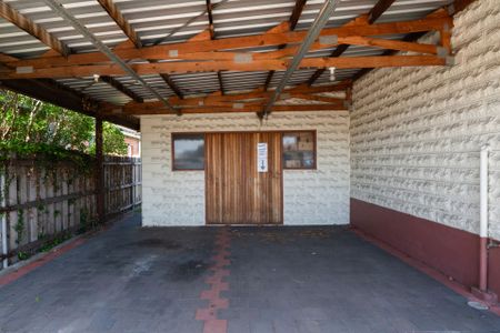 Enjoy the easy lifestyle, Living Here - Photo 2