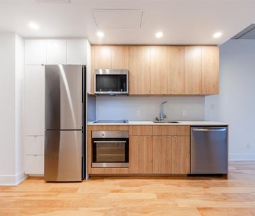 1330 Rue Olier - Photo 6