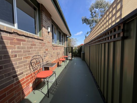 114 Hopetoun Circuit, Yarralumla ACT, Belconnen - Photo 1