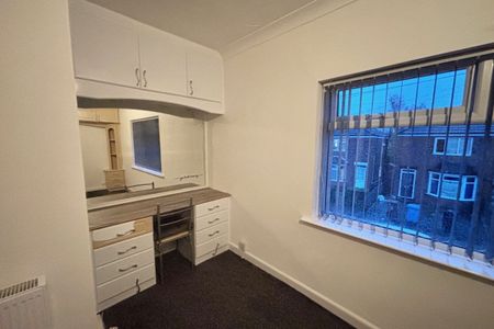 Mayville Avenue - Photo 4