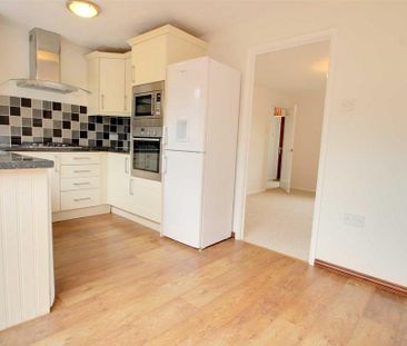 2 bedroom terraced house to rent - Photo 6