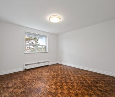 For Lease - 2300 Marine Drive Unit# 304, Oakville, Ontario - Photo 4