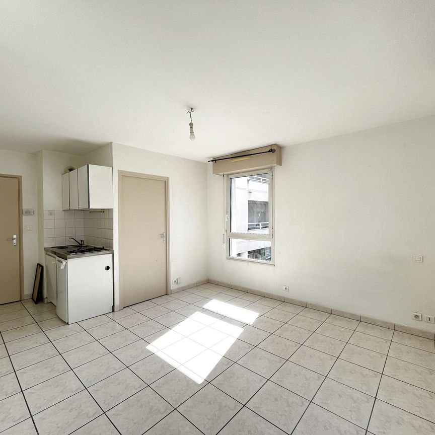 Location Appartement 1 pièce 22m² RODEZ 12000 - Photo 1