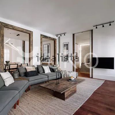 Alquiler de piso en Calle de Roger de Llúria - Photo 1