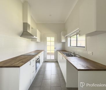 298 Armidale Road, East Tamworth NSW 2340 - House For Rent | Domain - Photo 1