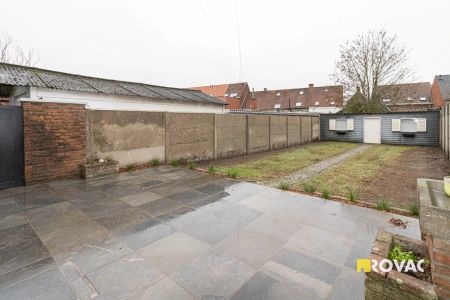 Zeer verzorgde en karaktervolle halfopen bebouwing met tuin en garage - Photo 2