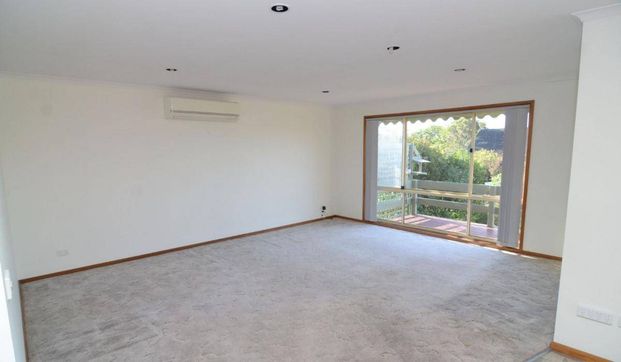 For Lease- Coastal Comfort, close to the beach - Photo 1