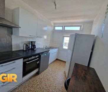 1 Chambre meublée en collocation dans un appartement T5 de 92.22 m2 - Photo 1