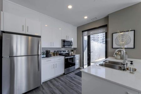1425 Block Line Rd. — 1 Bedroom - Photo 5