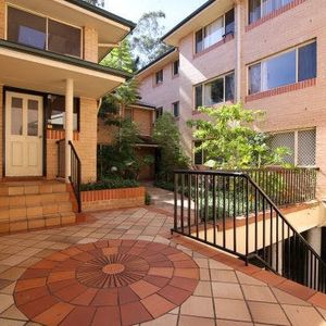 13/275-277 Dunmore Street - Photo 2