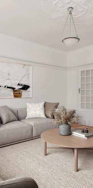 Charming Art Deco Residence: Perfect for Your Lifestyle - Photo 1