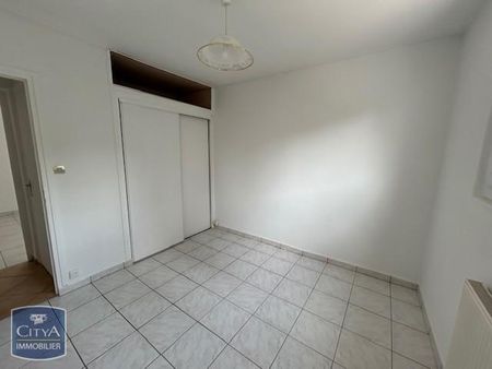 Location Appartement 4 pièces 66m² PONT DE CHERUY 38230 - Photo 2