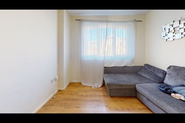 1 Bed Flat, Heathfield Drive, CR4 - Photo 1