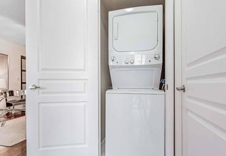 For Lease - 503 Beecroft Road Unit# 1907, Toronto, Ontario - Photo 2