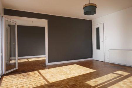 Location Appartement 4 pièces 75m² ST BRIEUC 22000 - Photo 2