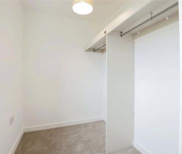 3 bedroom detached house to rent - Photo 4