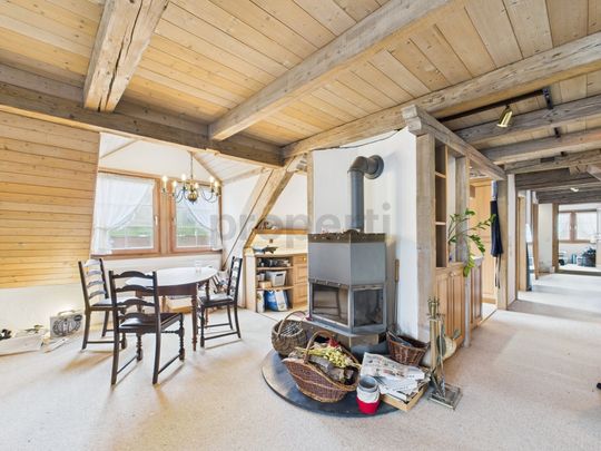 Einzigartige 5.5-Zimmer Dachwohnung in Hauptwil, Kanton TG - Photo 1