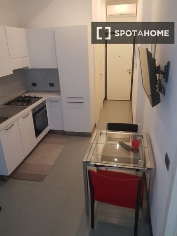 milan, Lombardy 20133 - Photo 4