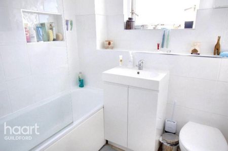 1 bedroom semi-detached house to rent - Photo 3