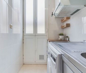 Charming single room in Calle Hermosilla - Photo 5