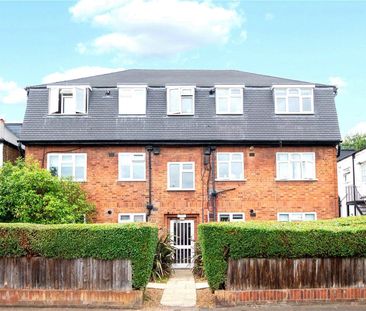 Second Cross Road, Twickenham, TW2 - Photo 1