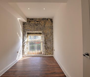 Healey Wood Road, Burnley - Photo 3