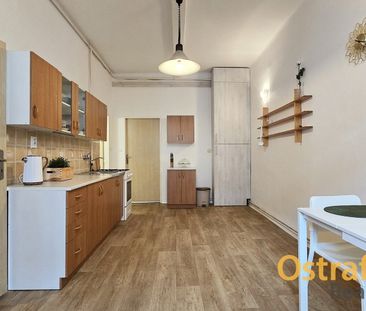Pronájem bytu 1+1 52 m² - Fotografie 6