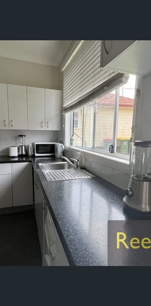 11 Lee Crescent, Birmingham Gardens, NSW 2287 - Photo 1