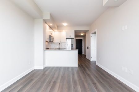 For Lease - 3220 William Coltson Avenue Unit# 1403, Oakville, Ontario - Photo 4