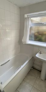 Room For Rent Old Park Terrace, Pontypridd - Photo 4
