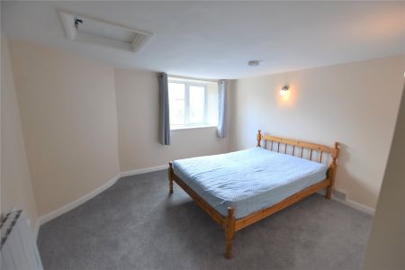 Church Street, Callington, Cornwall, PL17 - Photo 3