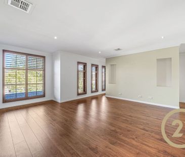 Spacious Family Home in Prime Caroline Springs Location - Photo 3