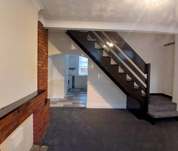 2 bedroom terraced house to rent - Photo 6