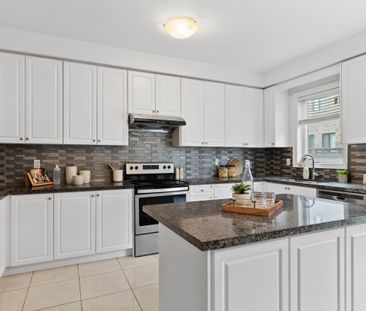 For Lease - 3107 Streamwood Passage Pass, Oakville, Ontario - Photo 4