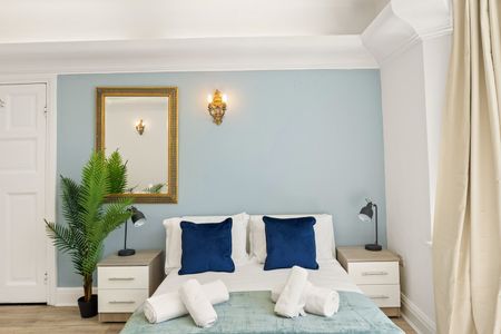 5 Bed Detached House, South Road, SE23 - Photo 5