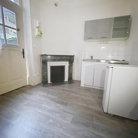 Location Appartement 1 pièce 28m² DIJON 21000 - Photo 3