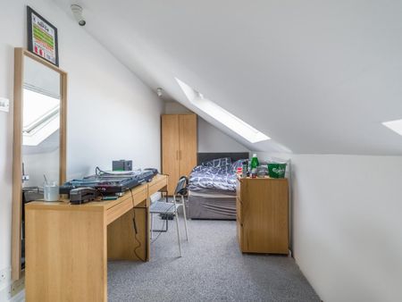 6 bedroom maisonette to rent - Photo 3