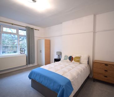 Room in a Shared Flat, Grove Park Terrace, W4 - Photo 3
