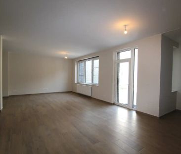 LUXE APPARTEMENT MET GROOT TERRAS - GELIJKVLOERS - Foto 4