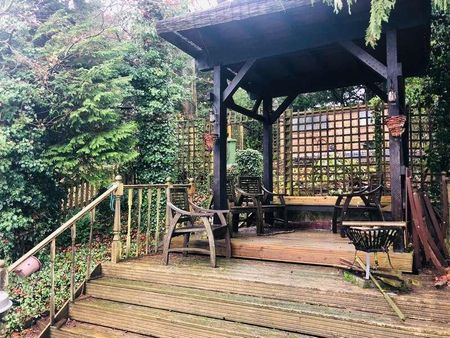 Milner Road, Caterham, Surrey, CR3 - Photo 4