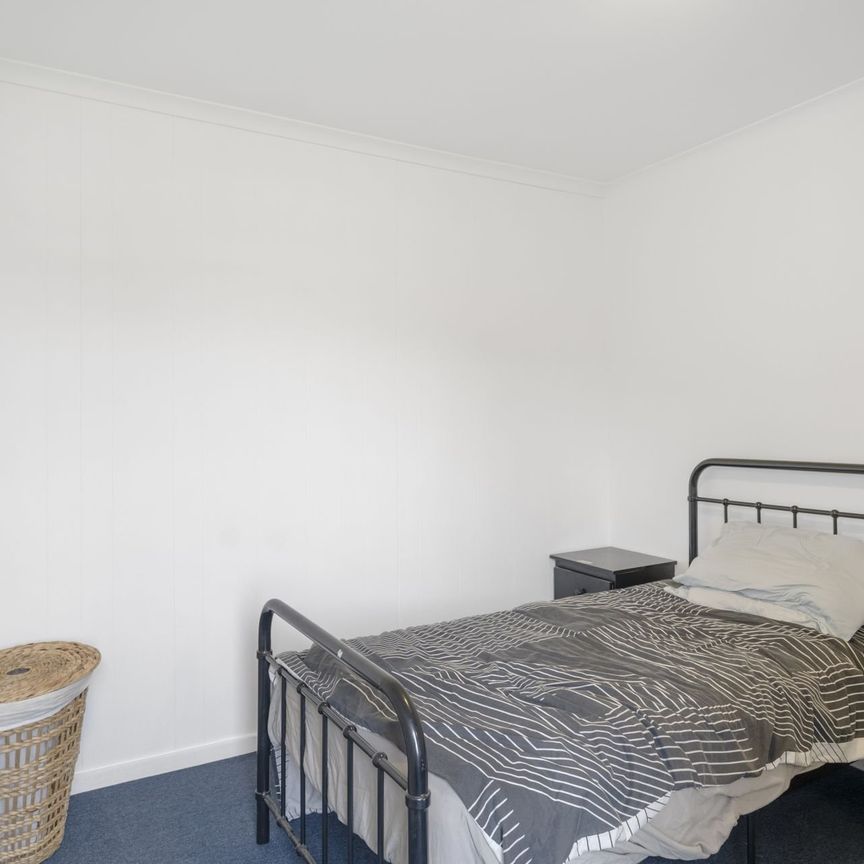 Convenient located unit - Photo 1