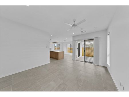 Union Street, White Rock - Photo 2