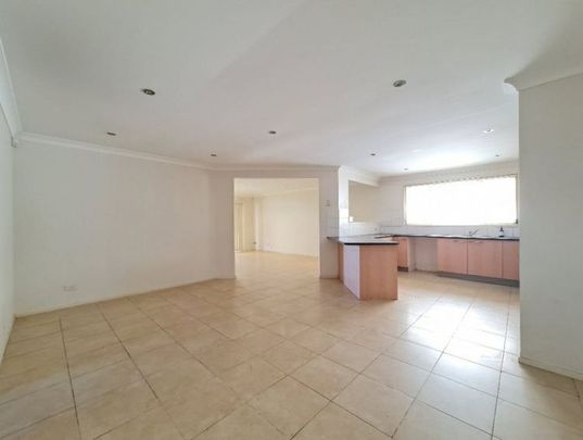 Large Family Home - Photo 1