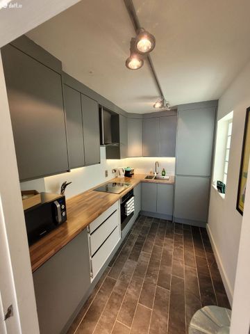 Apartment 1, 30 Essex Street East, Temple Bar, Dublin 2 - Photo 2