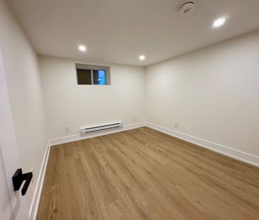 For Lease - 275 Mortimer Avenue, Toronto, Ontario - Photo 6