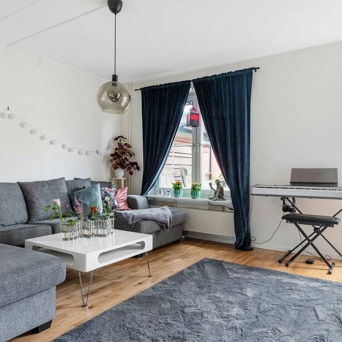 Gnejsvägen, Sigtuna - Photo 1